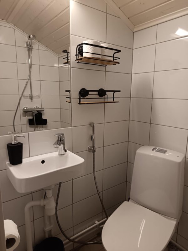 Mäkitupa 2hh yläkerrassa huone 4 HAAPA - Image 3