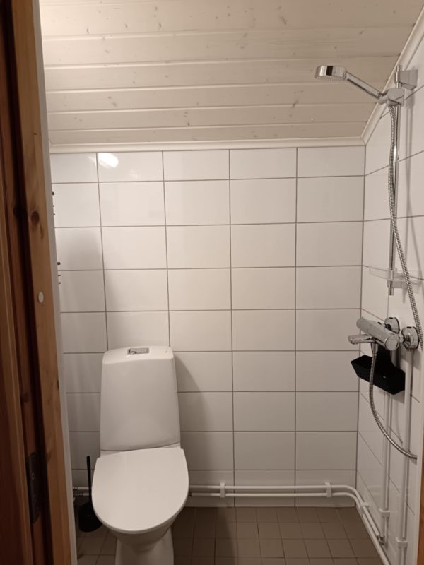 Mäkitupa 2hh yläkerrassa huone 4 HAAPA - Image 4